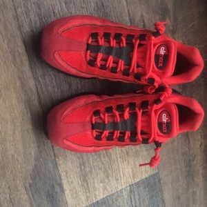 Men’s 71/2 NIKE Airmax